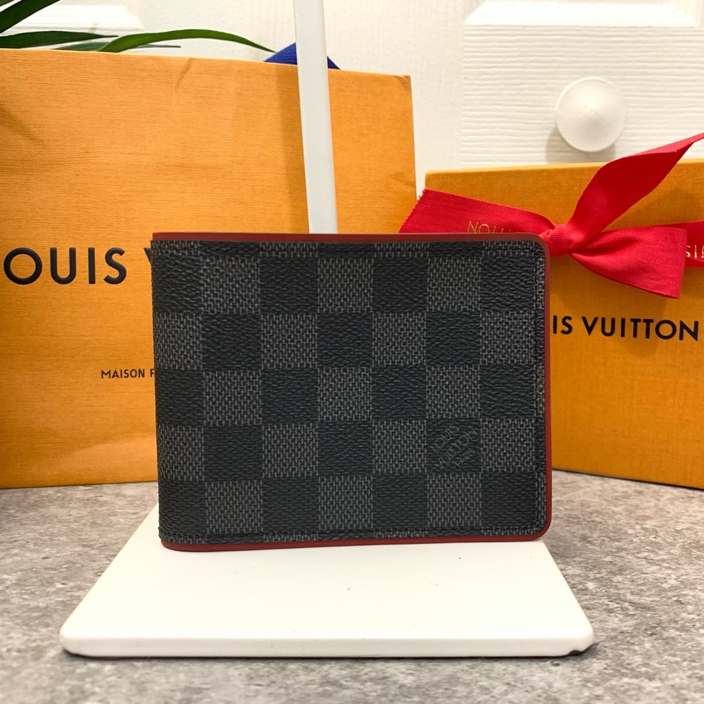 Authentic damier graphite multiple wallet limited